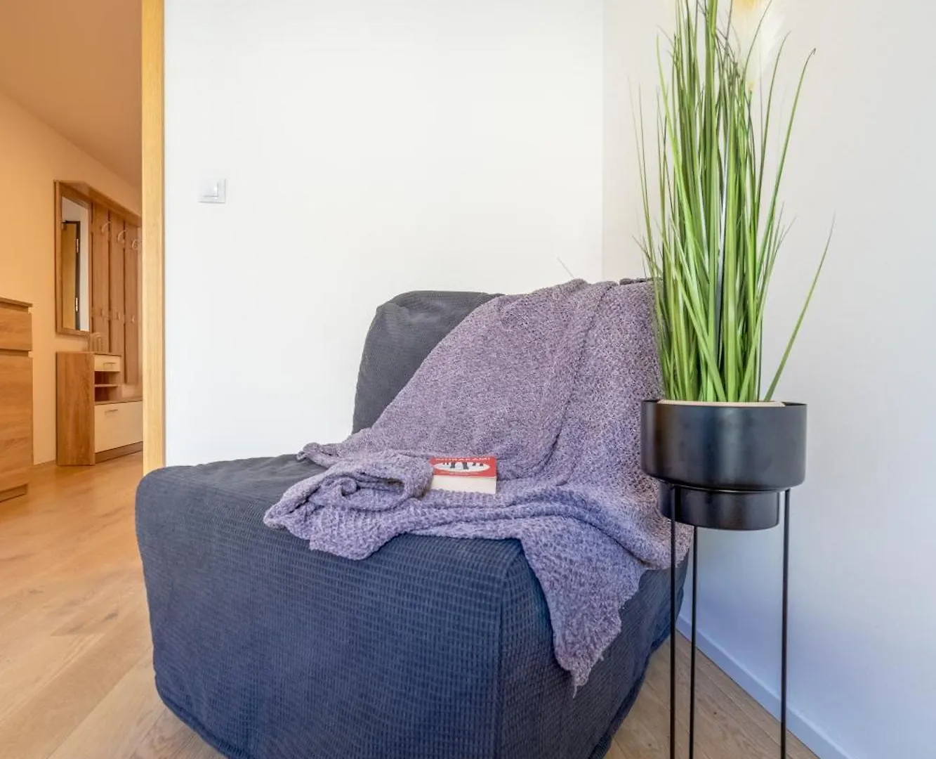 Premium Woodsy Apartment With Parking Garage By Rentez Praha Česká republika